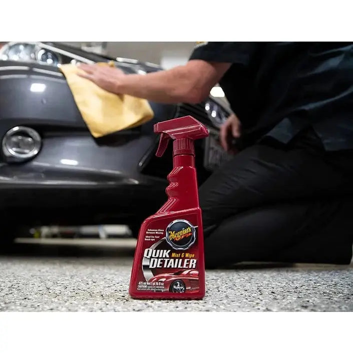 Meguiar's Quik Detailer Mist & Wipe detailer rapido auto, vista laterale