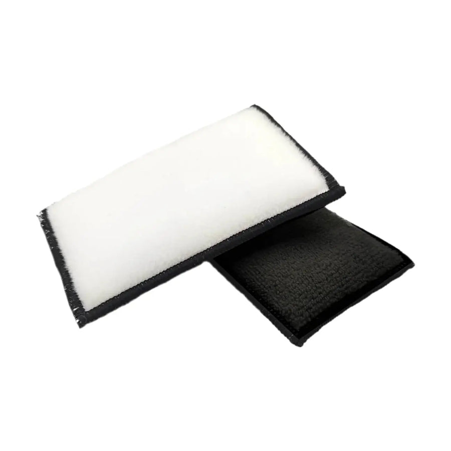 Innovacar Micron Scrub Pad, tampone pulizia interni auto, in uso