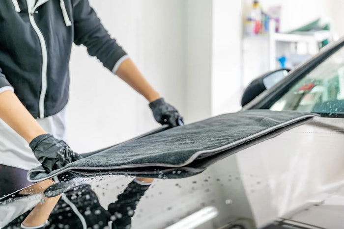 Miglior panno per asciugare l'auto: come sceglierlo