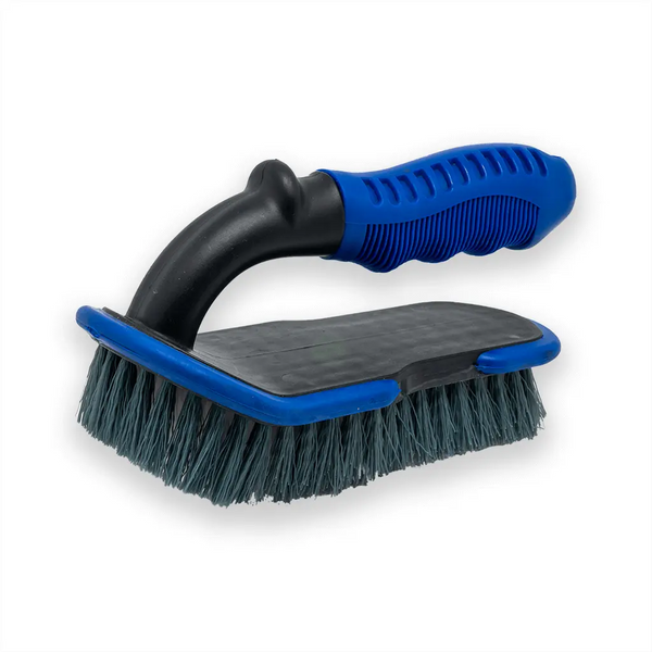 Upholstery Brush v2  - Spazzola per tessuti e moquette con manico - Prodotti per il Detailing e cura dell’auto