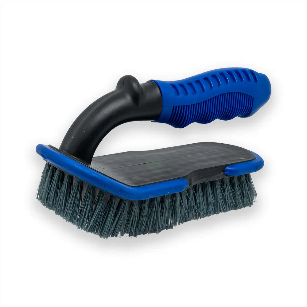 Upholstery Brush v2  - Spazzola per tessuti e moquette con manico - Prodotti per il Detailing e cura dell’auto